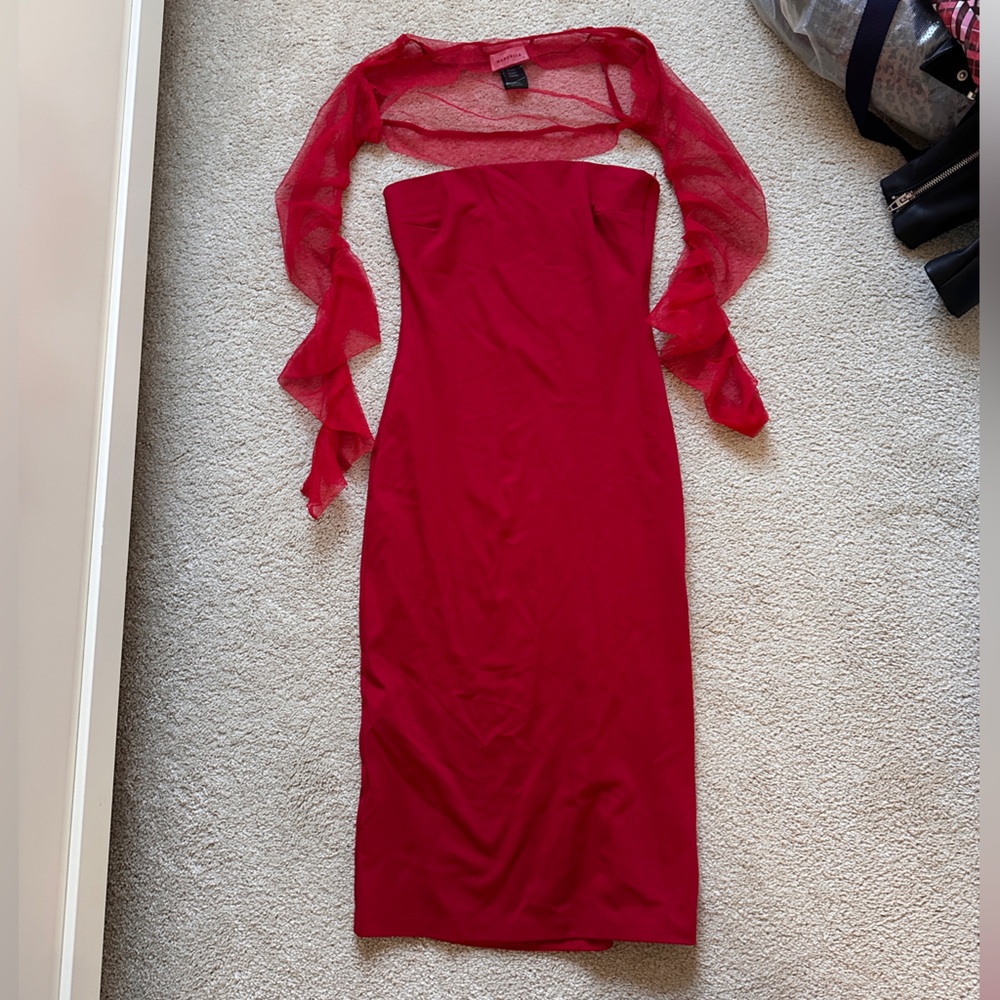 Elegant Red Strapless Dress